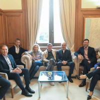 Detr�s de la foto de unidad, crecen las internas en la mesa pol�tica de Milei por las negociaciones de 2027