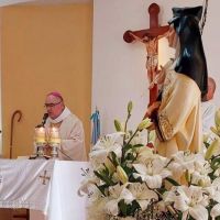 Mons. Buenanueva invit� a permanecer en Jes�s siguiendo el ejemplo de Santa Teresa