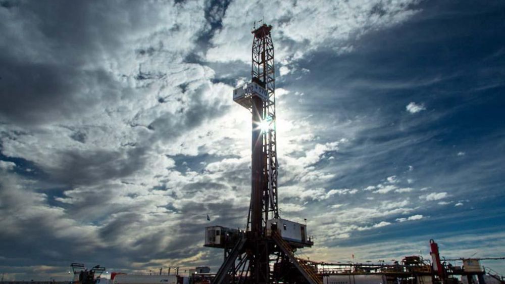 Con r�cord de exportaciones por Vaca Muerta, creci� fuerte el super�vit comercial