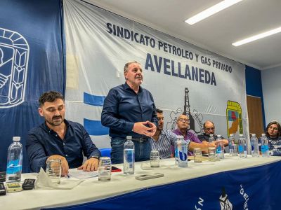 Pettovello obedeci� la sentencia judicial y reconoci� a Mario Lavia como titular de la Federaci�n de Petroleros