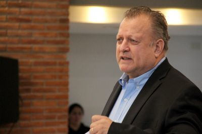 APLA cruz� a Lombardo por el ajuste en Aerol�neas: �Son r�cords absolutos�
