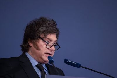 Milei sigue sin pronunciarse sobre las elecciones de Brasil: el contraste con la primera vuelta y el forzado hermetismo en la Casa Rosada
