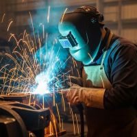 Los salarios se encarecen y las m�quinas se abaratan: qu� revela un informe sobre los costos de la industria argentina