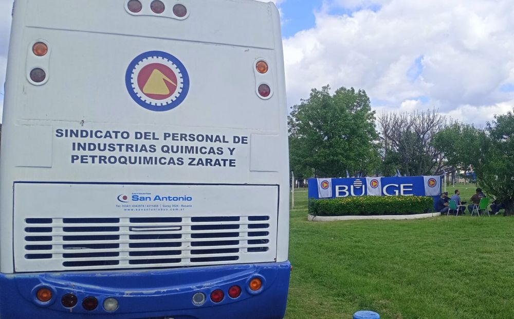 Bunge cerr� su planta de Campana: �Pusieron un candado y dijeron que ya hab�an despachado los telegramas�