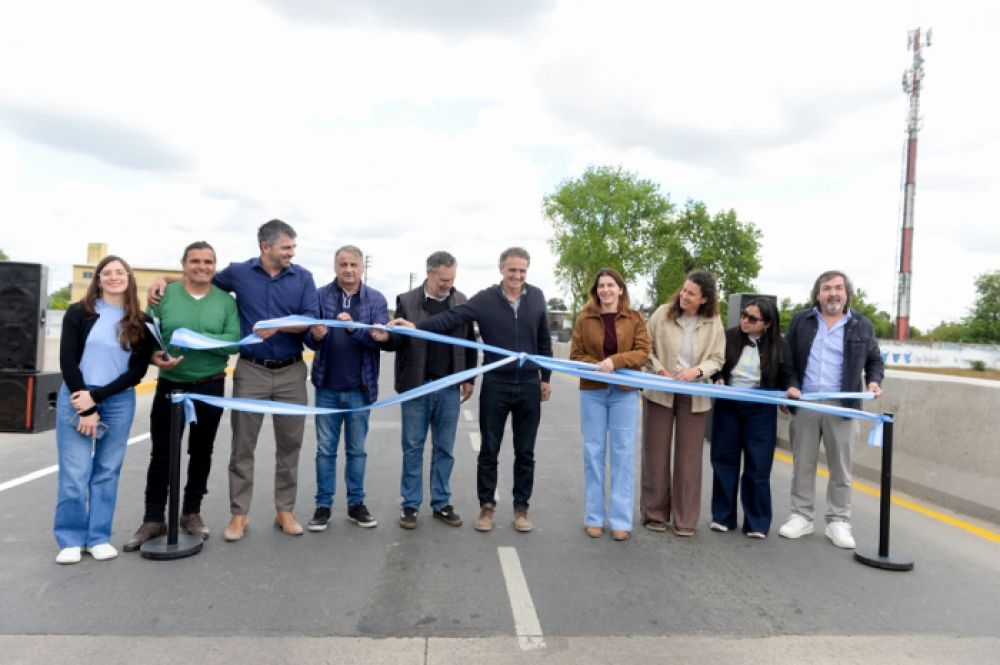 Katopodis y Mariel Fern�ndez inauguraron un puente sobre el r�o Reconquista