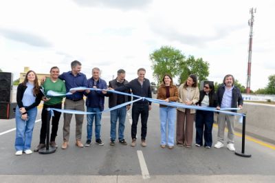 Katopodis y Mariel Fern�ndez inauguraron un puente sobre el r�o Reconquista