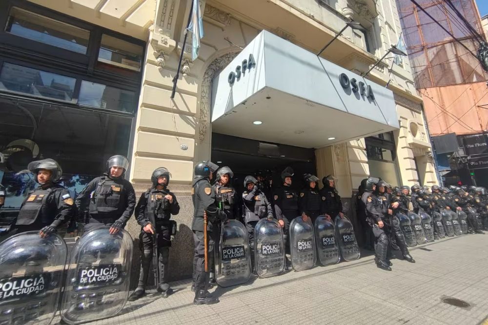 El Gobierno oficializ� la disoluci�n de Instituto de Obra Social de las Fuerzas Armadas