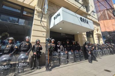 El Gobierno oficializ� la disoluci�n de Instituto de Obra Social de las Fuerzas Armadas