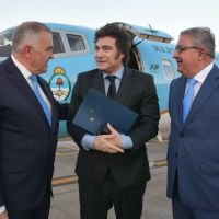 Javier Milei de cabotaje: el Presidente arranca en Catamarca un raid federal por nueve provincias