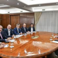 La UIA recibir� a Luis Caputo en su principal encuentro del a�o y pide acelerar la baja de impuestos