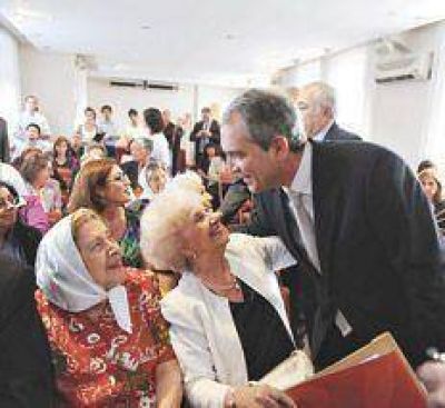 Una sesi�n por los derechos humanos