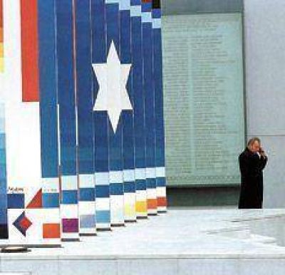Ni la AMIA se salva del espionaje del Fino