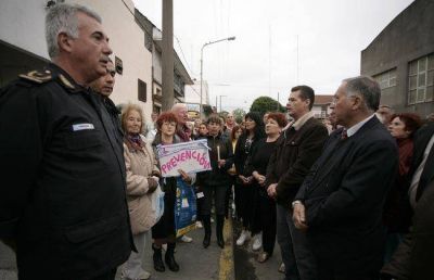 Vecinos del Puerto se movilizaron en reclamo de paz y seguridad