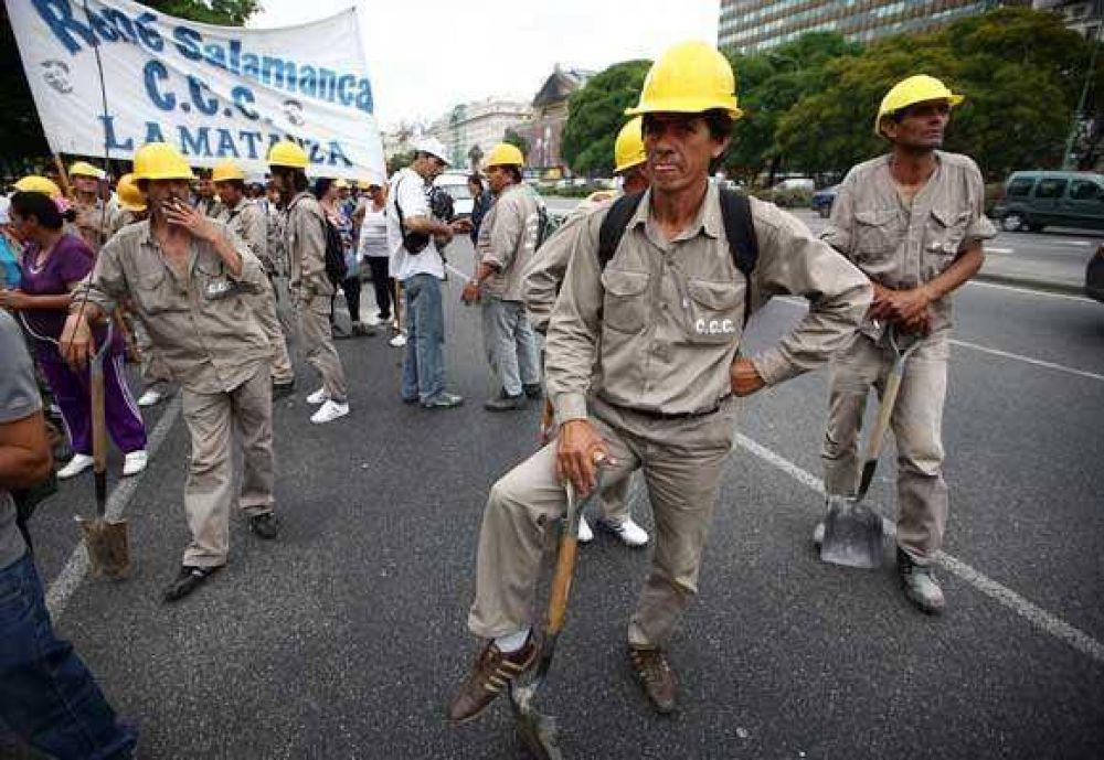 Las protestas coparon la ciudad y amenazan con m�s piquetes