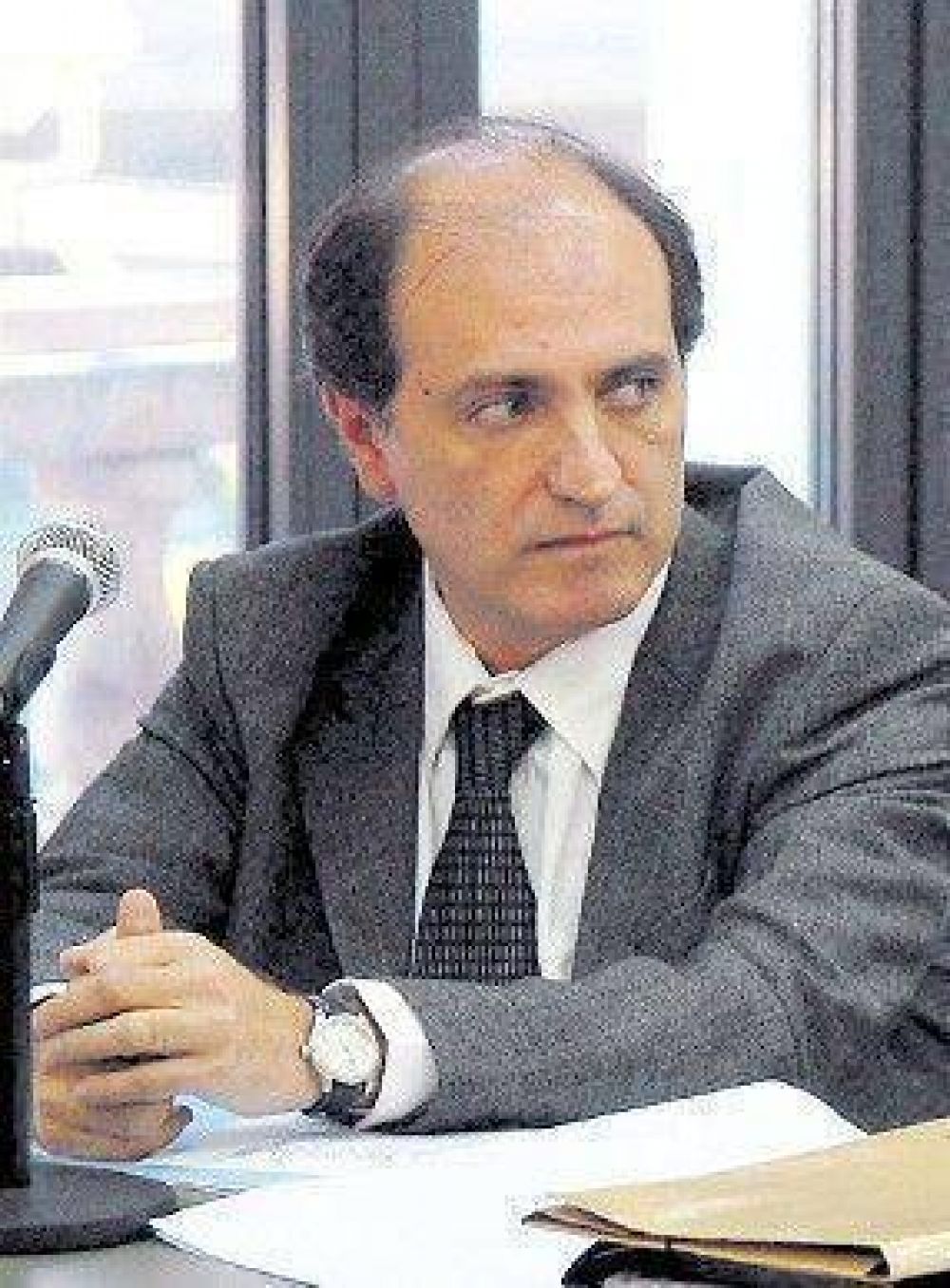 Hecker dice que se fue por peleas con Moreno sobre Papel Prensa