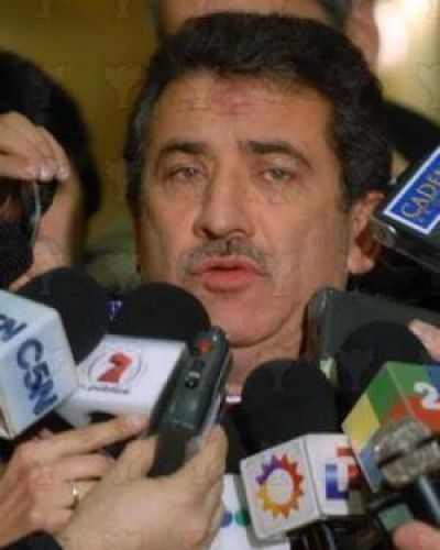Urribarri se comprometi� a redireccionar fondos para reconstruir las casas afectadas por el temporal