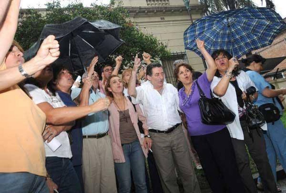 La atenci�n en hospitales se normalizar�