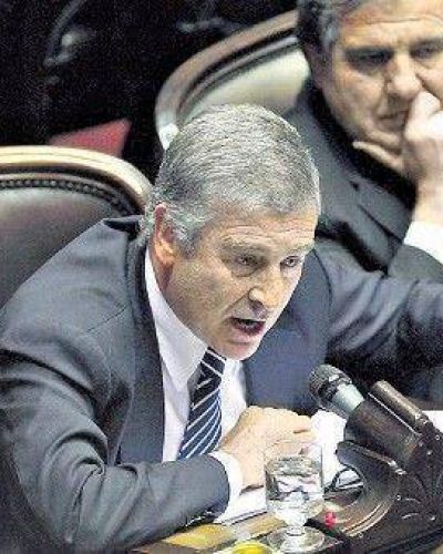 Preparan una agenda para sesionar durante el verano