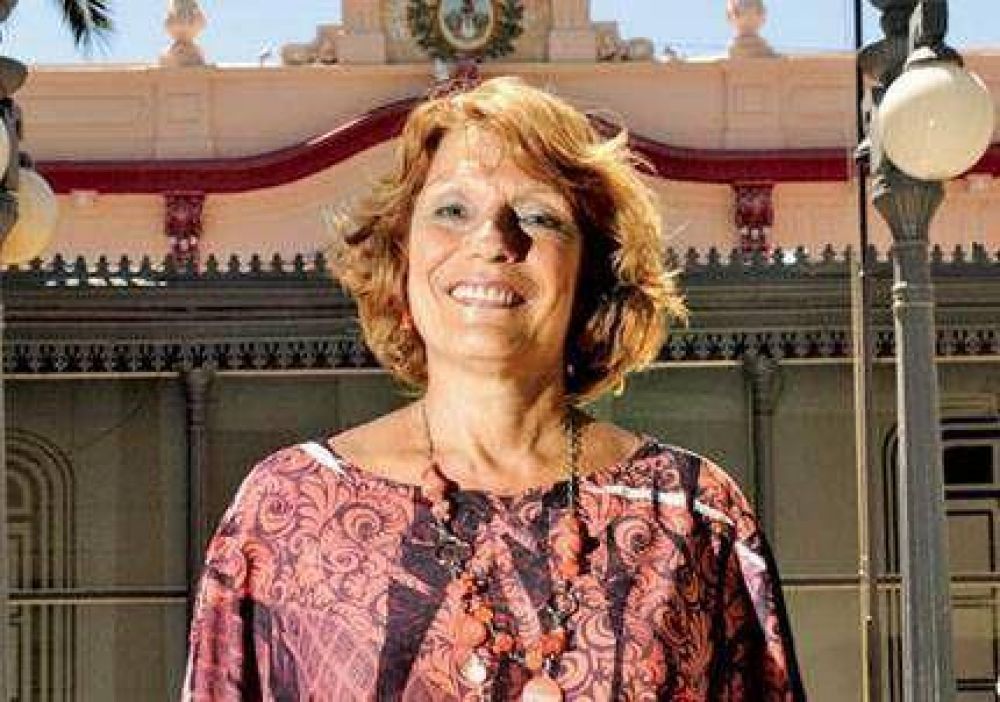 La nueva intendente de Maip�