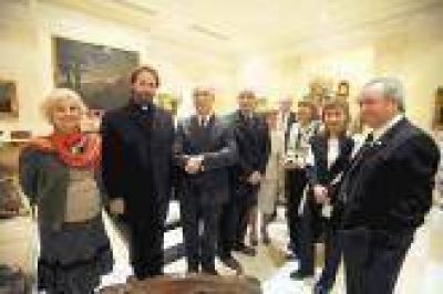 Peralta y Cristina arribaron a la ciudad del Vaticano