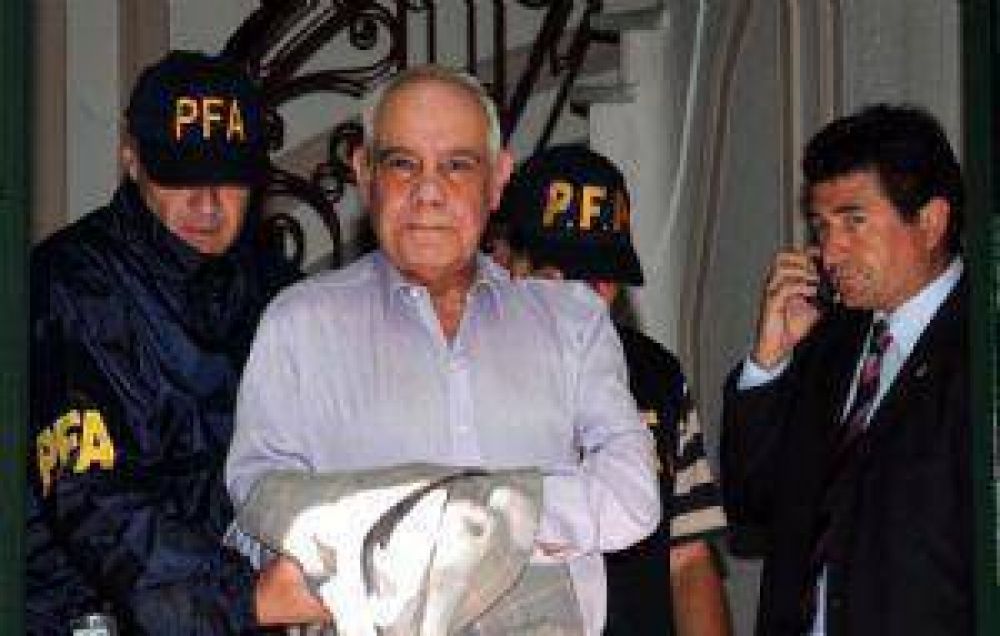 Remedios truchos: detuvieron a Zanola por asociaci�n il�cita