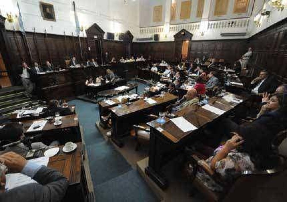 Diputados aprobaron los $420 del endeudamiento provincial