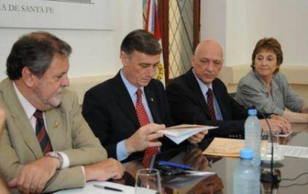 Nueve ofertas para ampliar dos escuelas t�cnicas del norte provincial