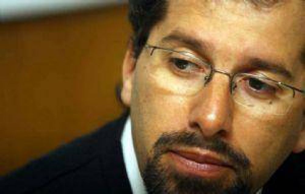 Cazab�n va a Diputados en plena ofensiva por el protagonismo pol�tico