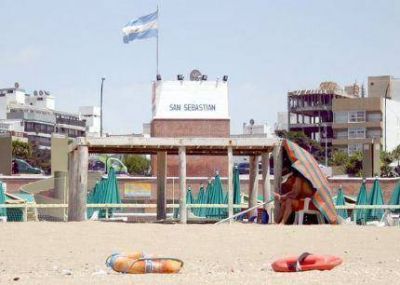 Los guardavidas comenzaron sus tareas en las playas p�blicas