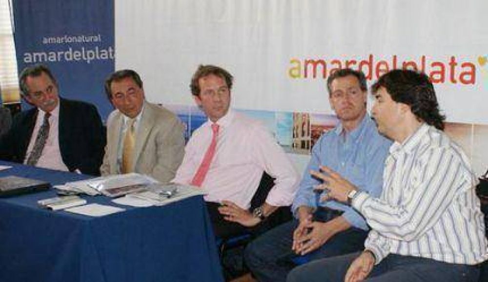 Reuni�n con funcionarios del Ministerio de Infraestructura de la Provincia