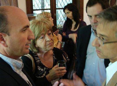 La elecci�n del presidente del Concejo ser�a el viernes: silencio oficial, con Blanco cerca del cargo