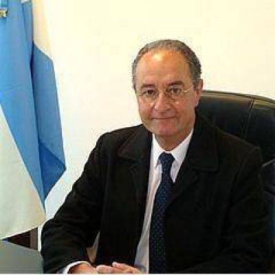 Jorge Cravero abandon� a Stolbizer y se fue con Carri�
