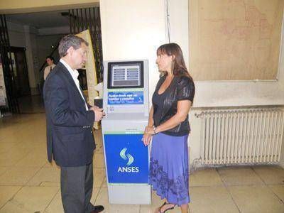 Habilitaron ocho terminales de autoconsulta para tr�mites previsionales