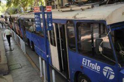 Los choferes de troles y del grupo 2 paran desde ma�ana por 72 horas