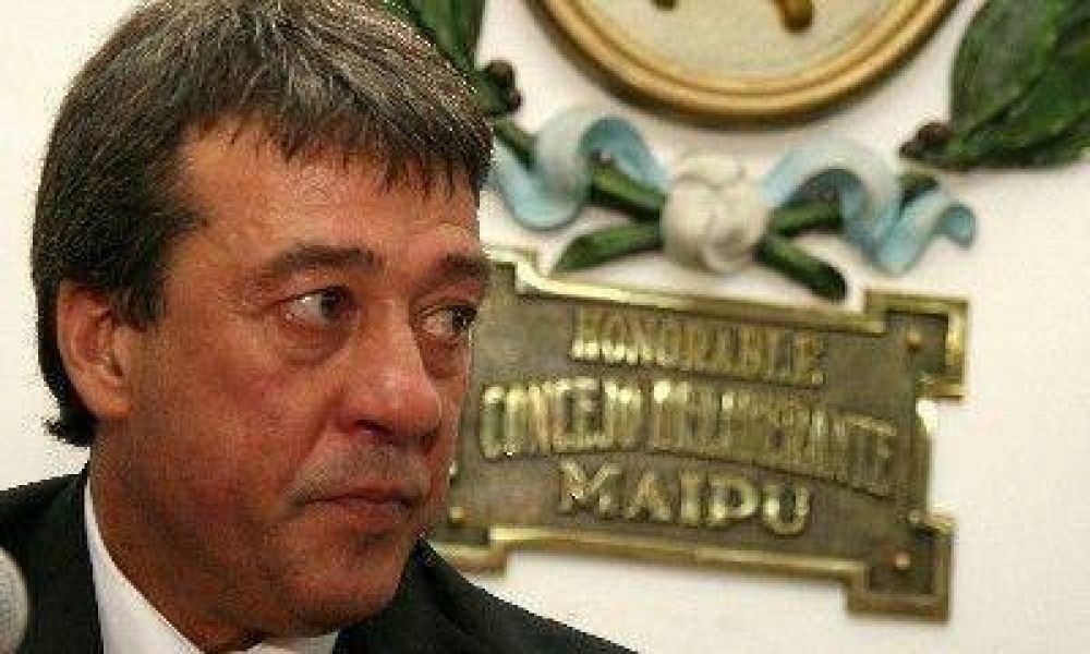 Bermejo apoy� la gesti�n de Jaque, tras la denuncia de Cazab�n contra Vila