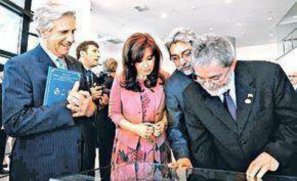 Cristina aludi� al conflicto con Brasil y Lula se enoj� y se fue 