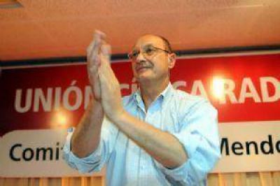 Biffi asegur� que la UCR gobernar� en 2011