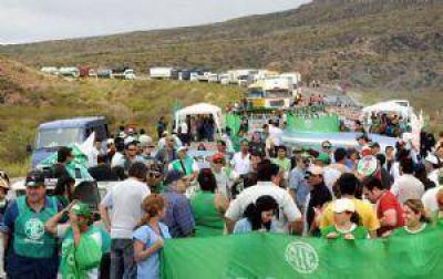 La protesta se agudiza: ATE cort� rutas y los troles volvieron a parar