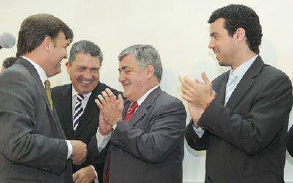 Asumieron los nuevos ministros