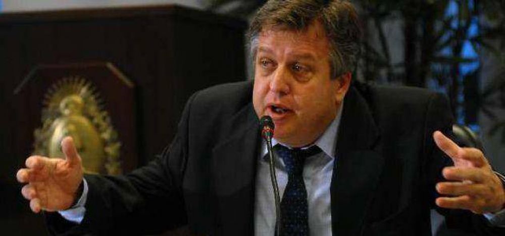 Por qu� Stornelli se mantiene en su cargo