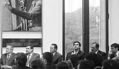Gobernadores con el s�ndrome N�stor en las Legislaturas
