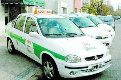 Aprueban aumento para los taxis