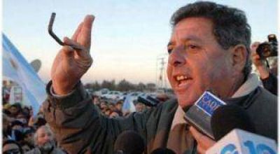 De Angeli amenaza con un nuevo paro del campo el 3 de enero