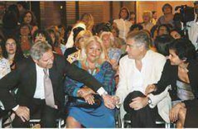 La oposici�n le reclam� a Redrado que frene el uso de reservas para pagar deuda  