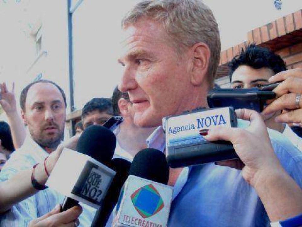 Francisco De Narv�ez y la interna del PJ: "Moyano est� envidioso"