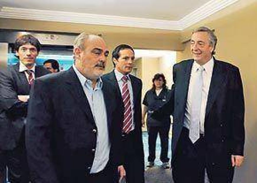 Kirchner sali� a defender a Cristina y volvi� a criticar a los medios