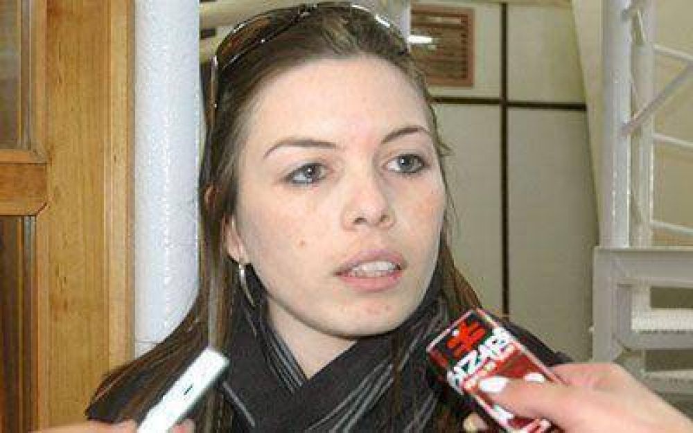 La secretaria de Econom�a explic� el presupuesto 2010 a los vecinos