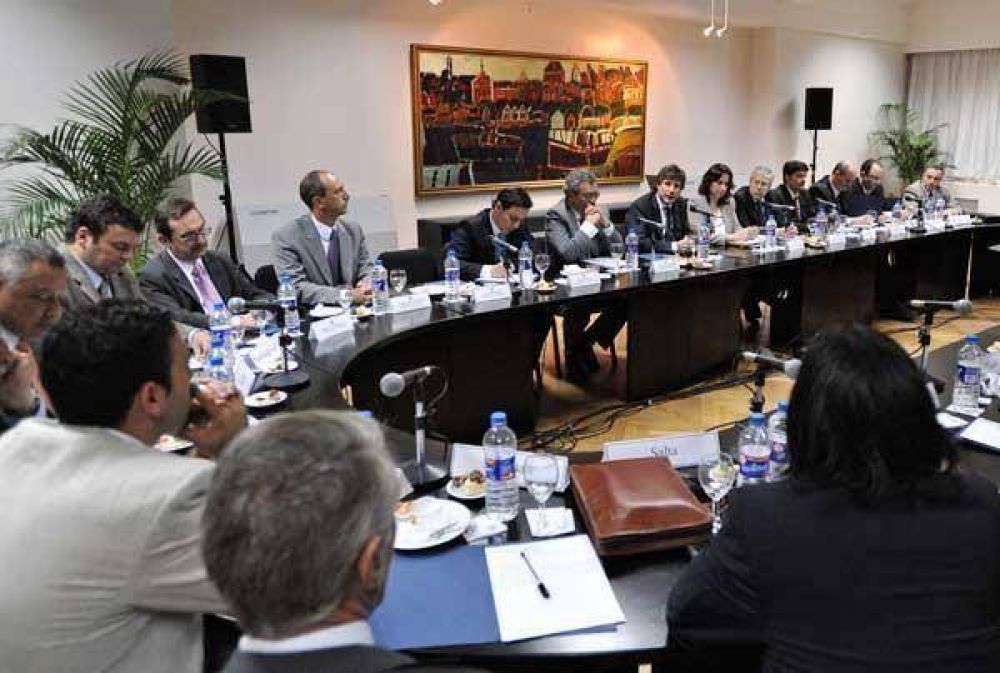 El Gobierno necesita un anticipo de $ 160 millones para pasar el verano