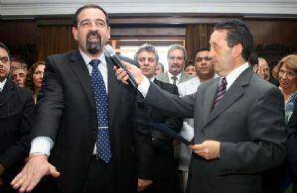 Jaque renov� su Gabinete dando un fuerte espaldarazo a Ciurca