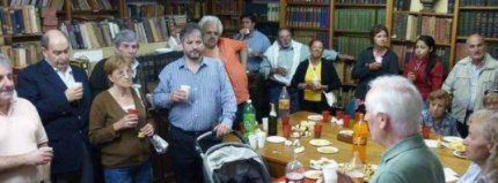 El Socialismo Marplatense realiz� el tradicional brindis de fin de a�o